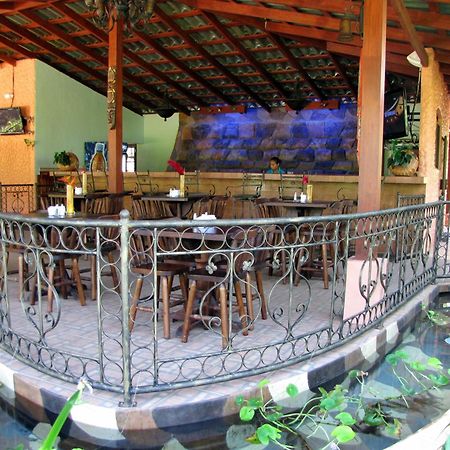 Blue River Resort & Hot Springs Liberia Restaurang bild