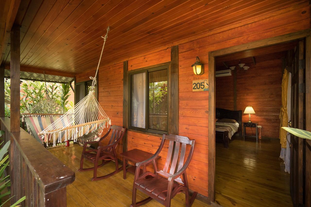 Blue River Resort & Hot Springs Liberia Exteriör bild