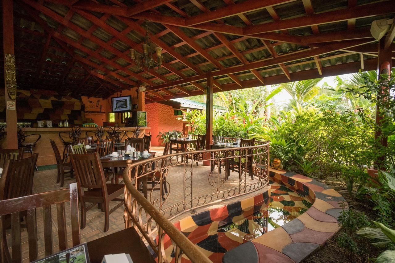 Blue River Resort & Hot Springs Liberia Exteriör bild